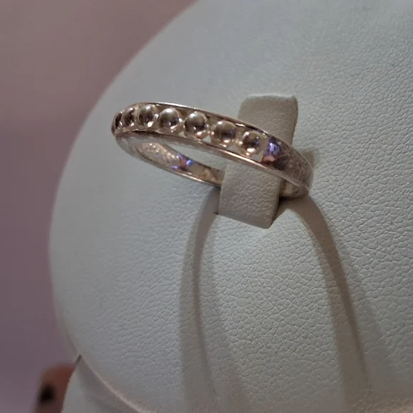 Sterling Silver 925 Textured Raised Bumps Size 9 Minimalist Band Ring - Picture 4 of 6